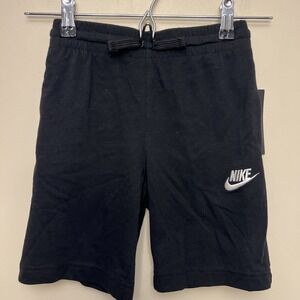 Nike boys sweat shorts, size 5-6, black‎ NWT